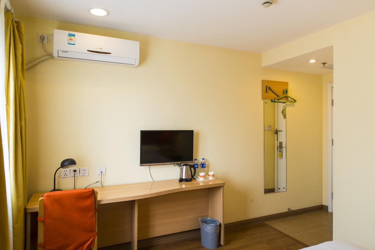 Home Inn Chongqing Jiangbei Airport Shuangfeng Road Exteriör bild