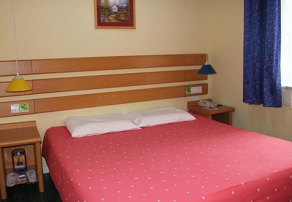Home Inn Chongqing Jiangbei Airport Shuangfeng Road Exteriör bild